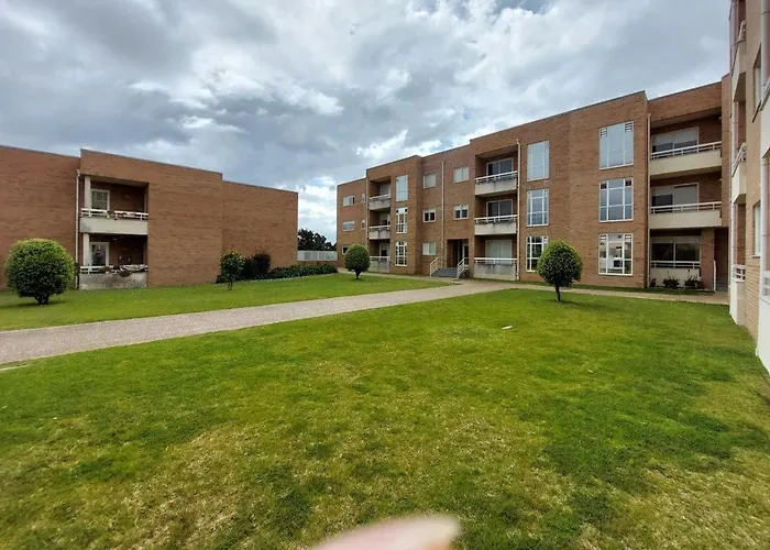 Silver Waves 아파트